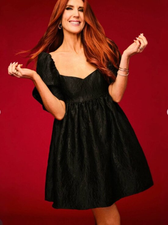 Joe Fresh Dresses & Skirts - Joe Fresh x Jessi Cruickshank The Jessi Puff Sleeve Black Party Holiday Dress